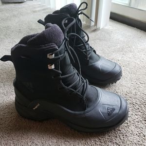 Used Adidas Boats! ONLY WORN TWICE!!